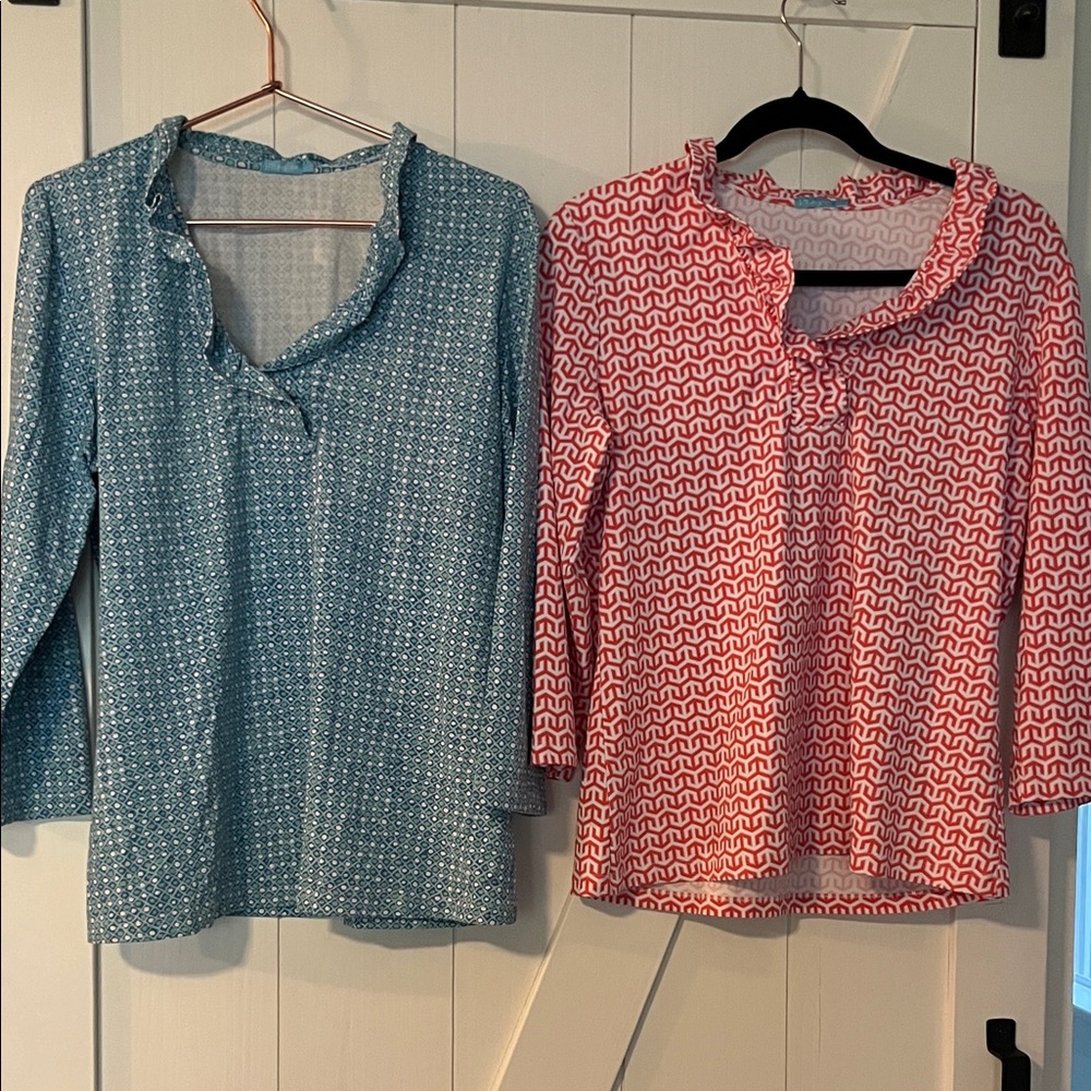 J. McLaughlin Printed Ruffle neck top-sz L-flattering & stylish 💙